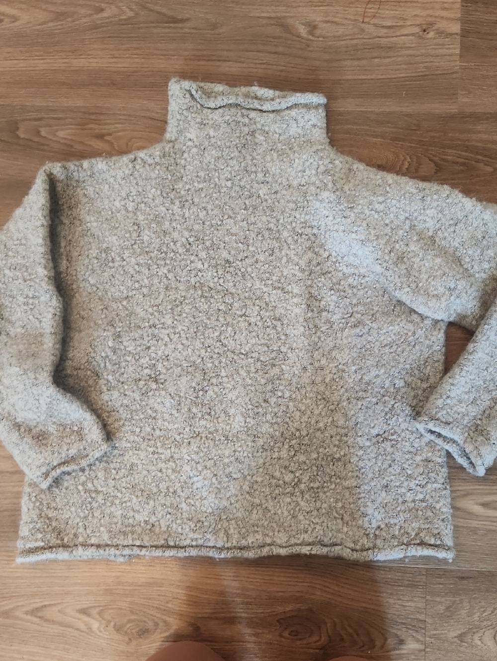 Cozy Women's gray Bouclé Turtleneck wool / mohair Sweater